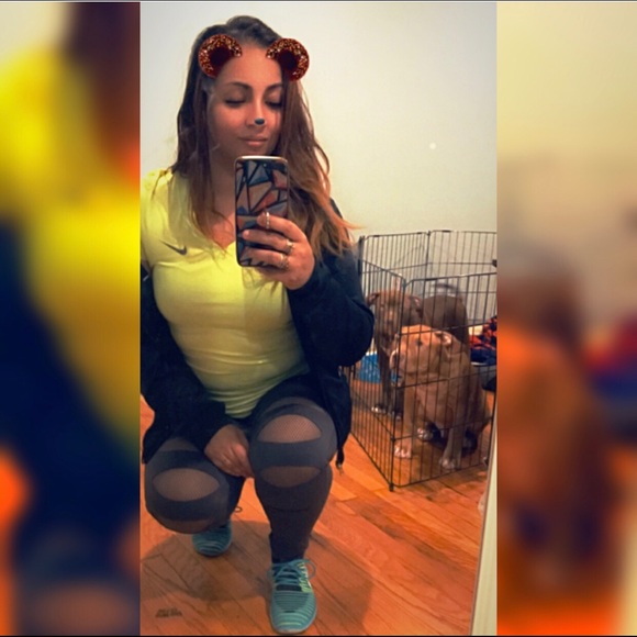 Meet your Posher, Candy - Picture 2 of 8